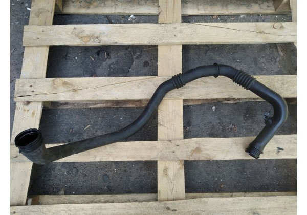 Патрубок інтеркулера Renault Kangoo 1.5, 1.9 dci, 8200290500